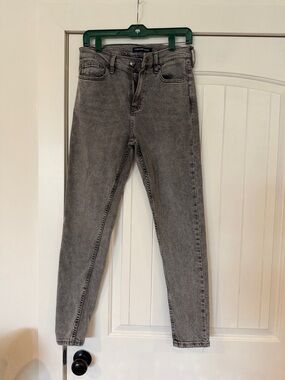 Calvin Klein Jeans Women's Skinny Washed Gray Jeans